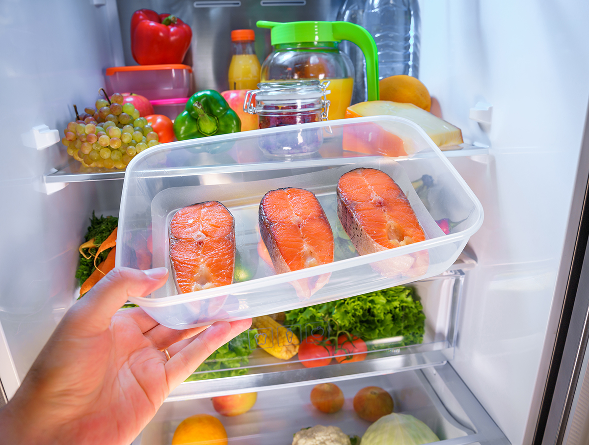 Как правильно хранить рыбу в холодильнике