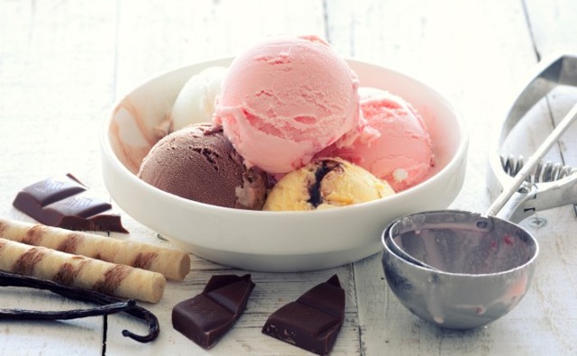 Морозиво: користь і шкода, калорійність, рецепти