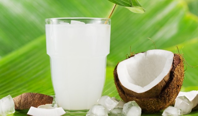 Кокосове молоко: користь і шкода, відгуки, калорійність