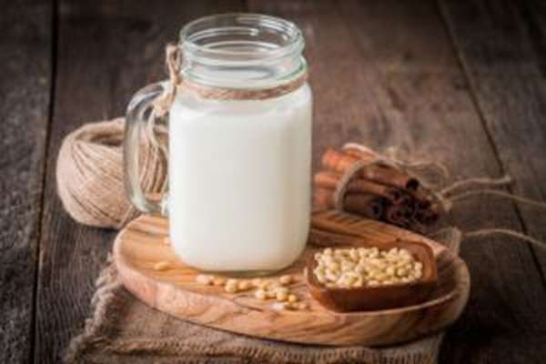 Кедрова молоко: користь і шкода, рецепт від кашлю, як приймати, відгуки