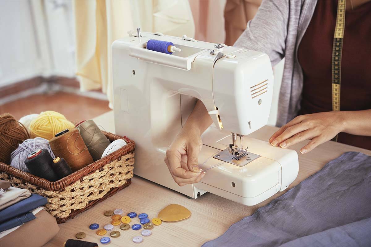 Топ марок недорогих швейных машинок