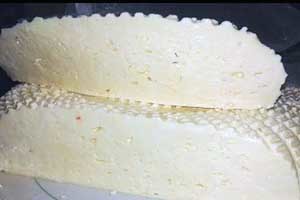 Козій сир: користь і шкода, рецепт в домашніх умовах