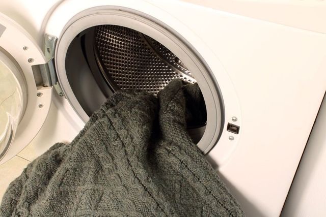 Як прати в'язані речі вручну і в машинці автомат, засоби для прання, сушка