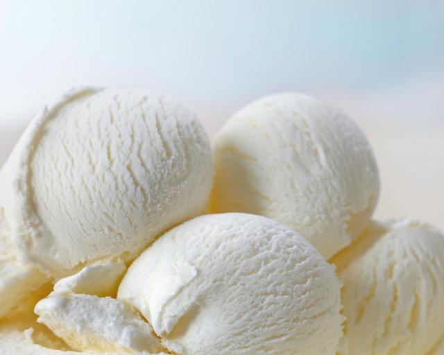 Морозиво: користь і шкода, калорійність, рецепти