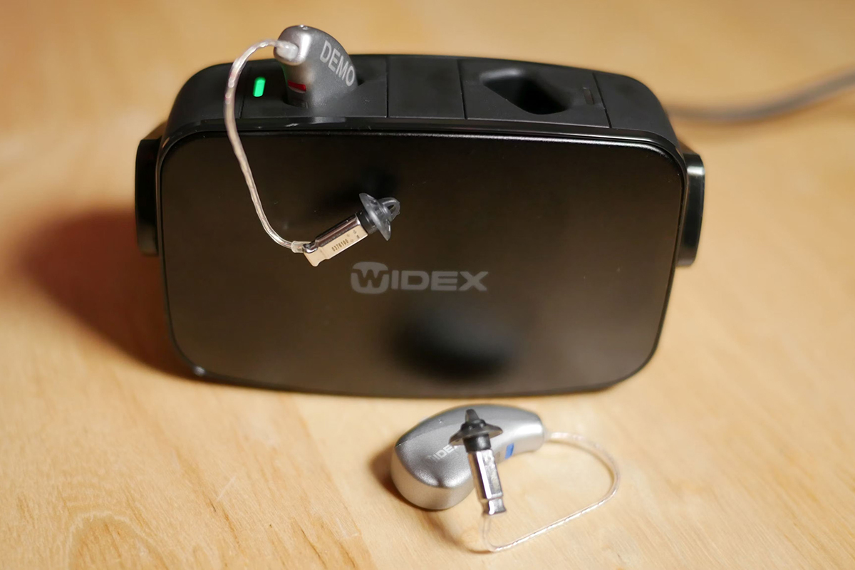 Перезаряджувані слухові апарати Widex MOMENT