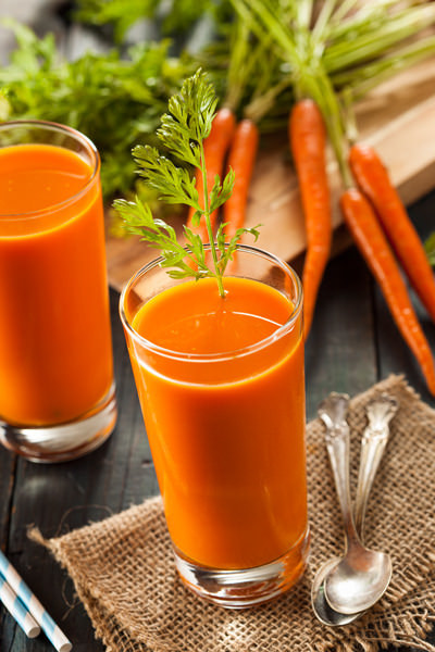 Як вивести пляму від моркви: чим відіпрати сік, пюре, корейську та свіжу моркву