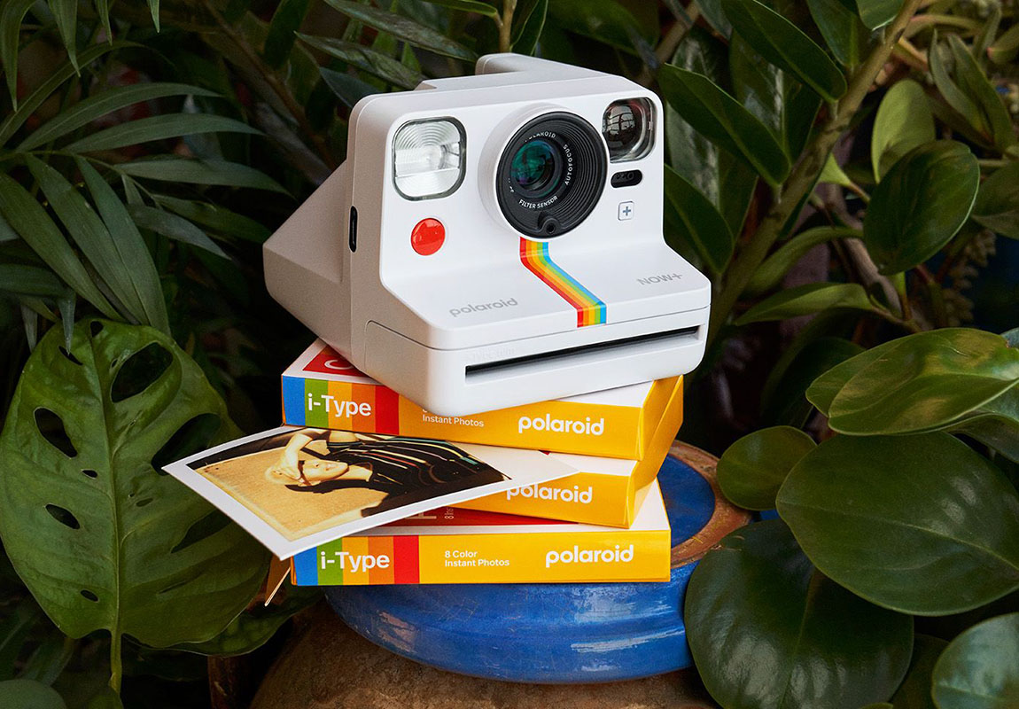 Чому купують фотоапарати миттєвого друку Polaroid