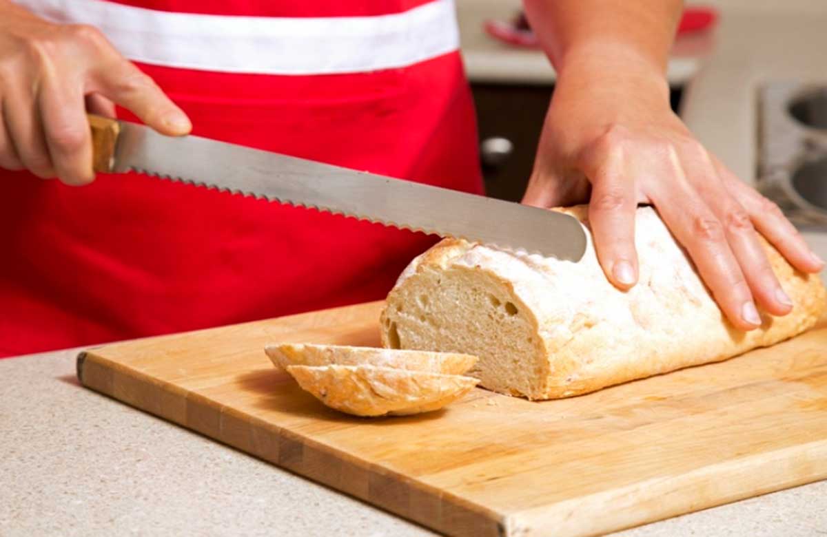 Хлібний ніж на кухню