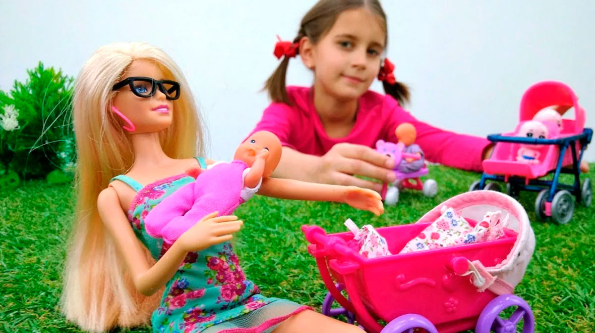 Игрушечная Кукла Барби с маленькой дочкой