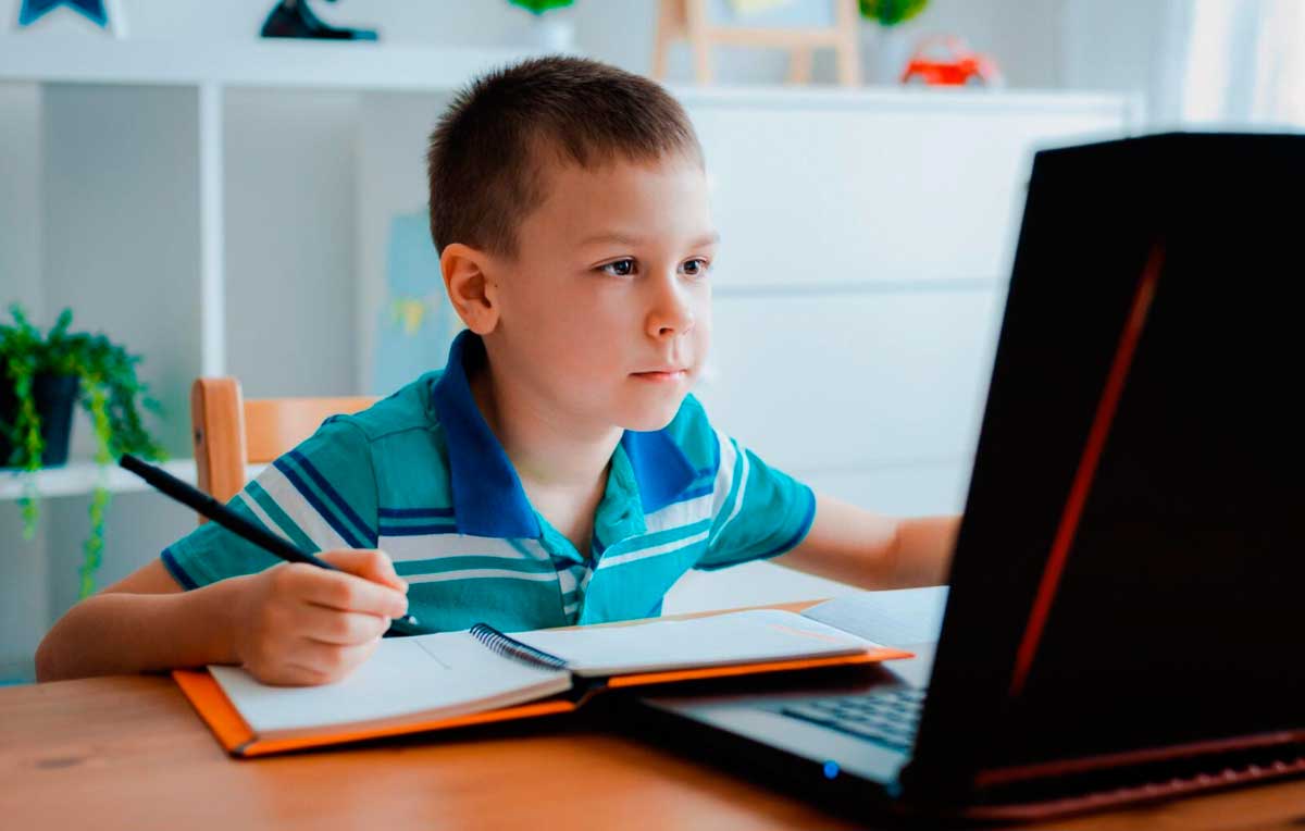 Комп'ютерні курси онлайн для дітей