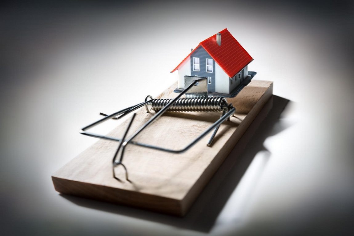 Как избежать мошенников в процессе поиска квартиры для аренды?