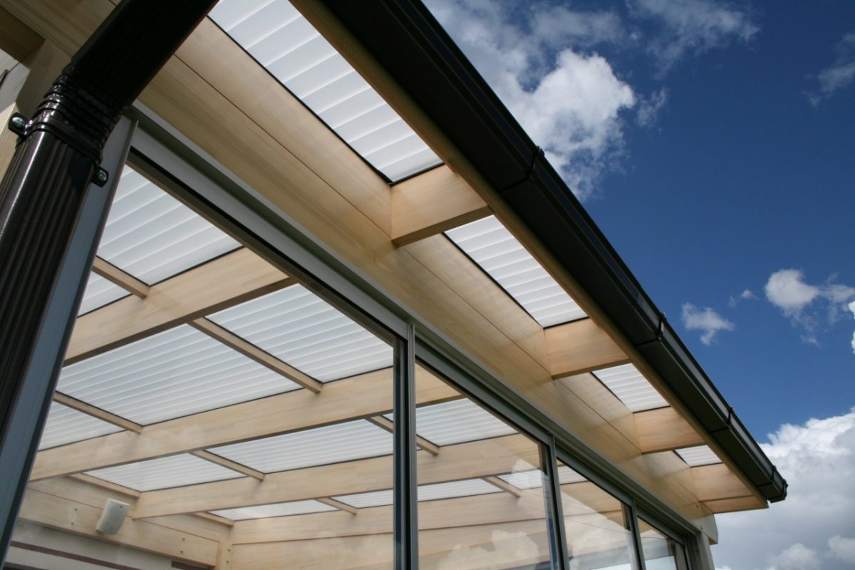 Прозорий дах для тераси з полікарбонату
