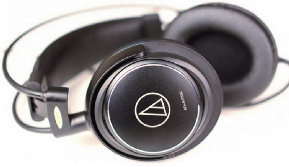 Огляд недорогих навушників Audio Technica ATH AVC 500