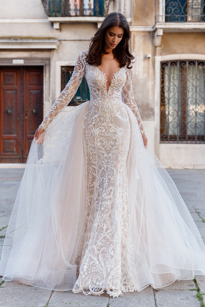 Свадебное платье -трансформер с длинными рукавами и съемным шлейфом